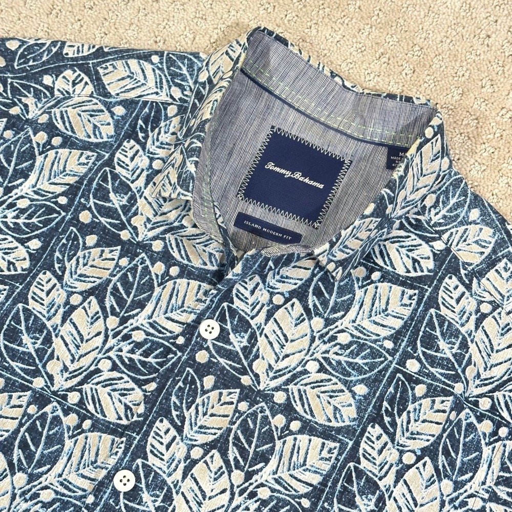 Tommy Bahama Shirt Mens Medium Silk Cotton Island Modern Fit Leaf Print Camp - Picture 1 of 6
